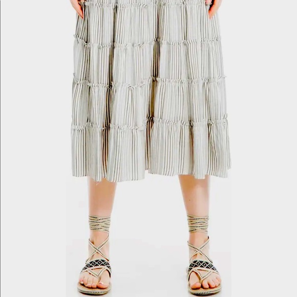 Max Studio Skirt Olive Striped Tiered Midi Green Gray Smocked Waist E-waist NWT - Picture 4 of 10